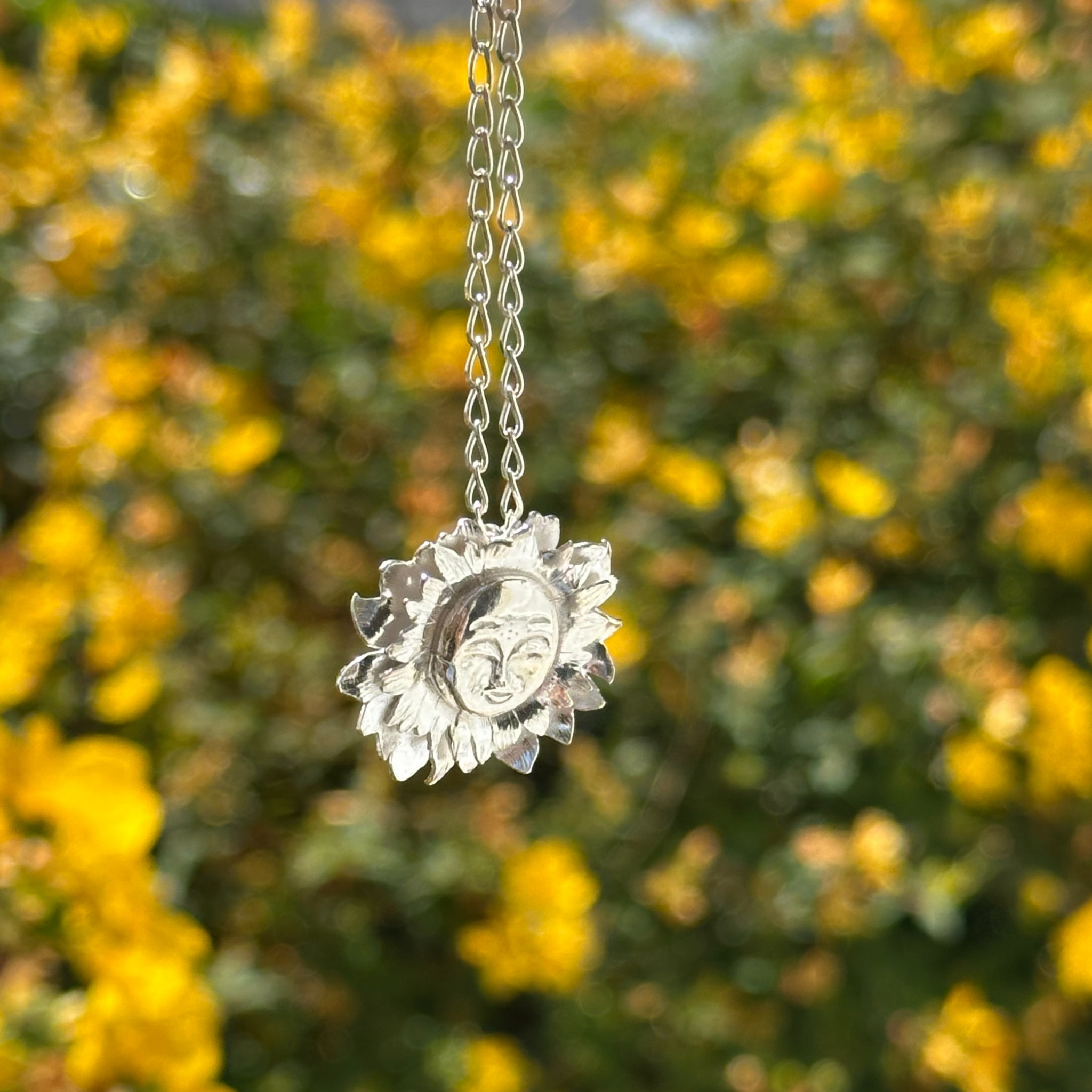 Collier Sautoir Visage d’Or