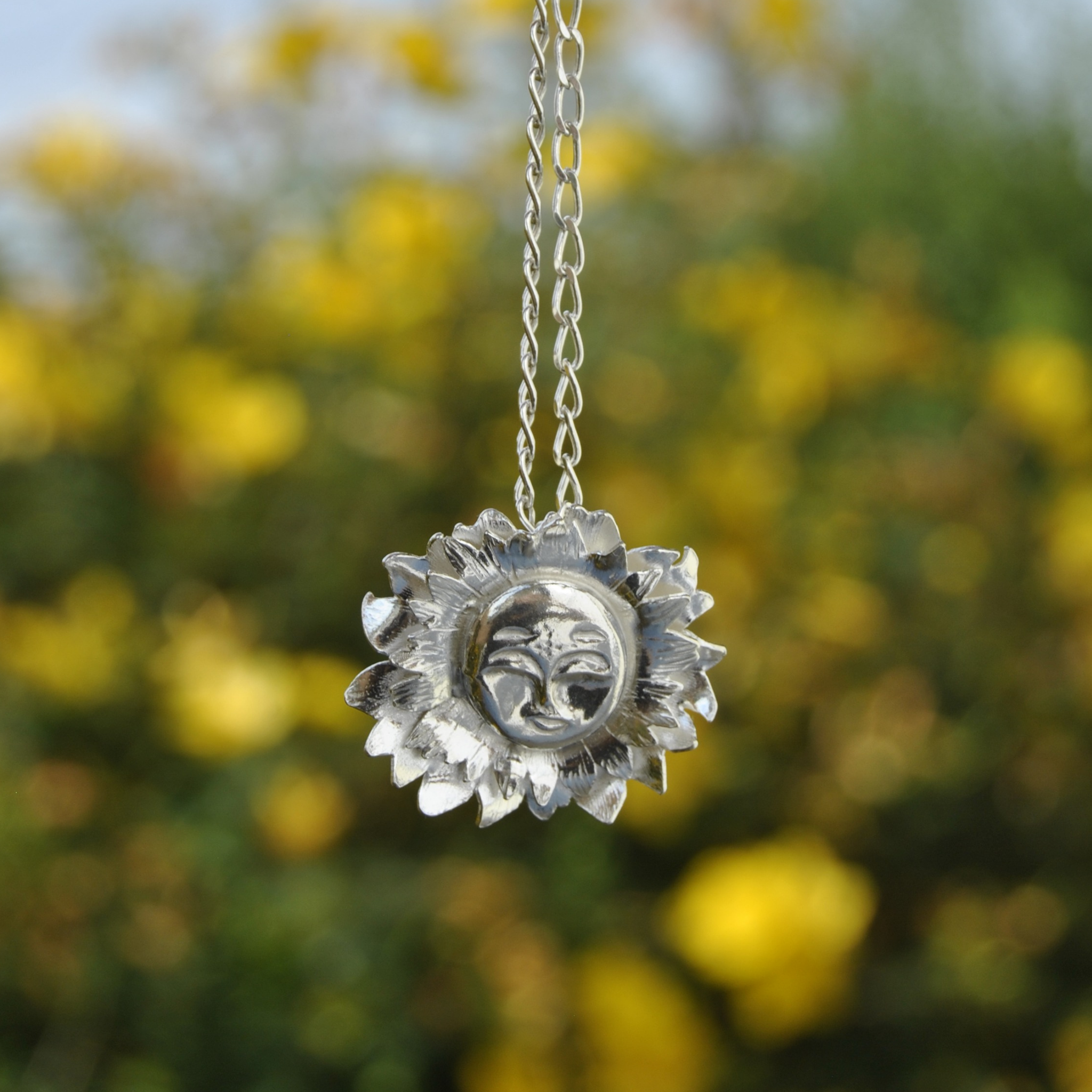 Collier Sautoir Visage d’Or